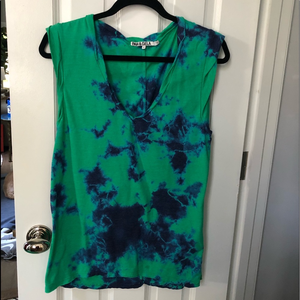Pam & Gela tie dye muscle tee